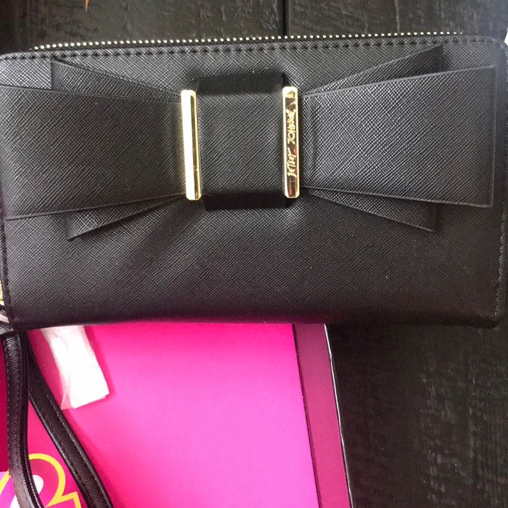NWT Betsey Johnson scarf & wallet gift box - Picture 4 of 5